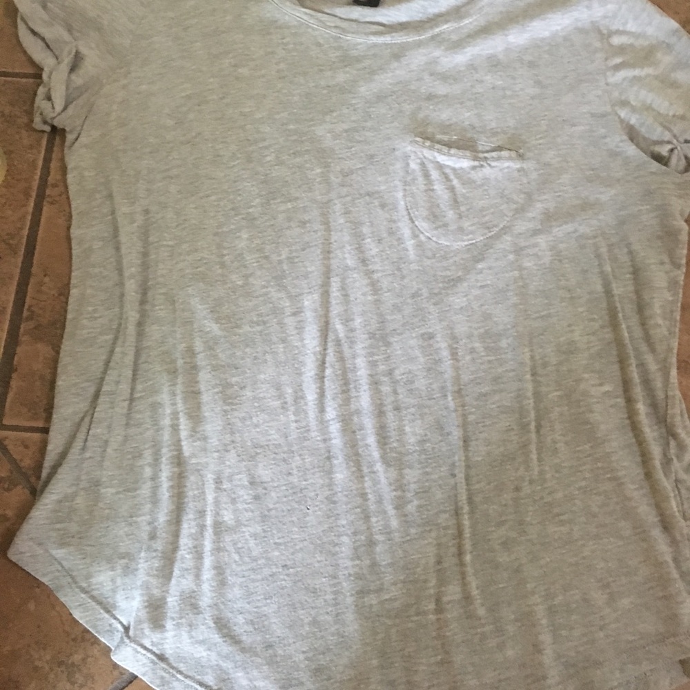 H & M basic pocket tee.